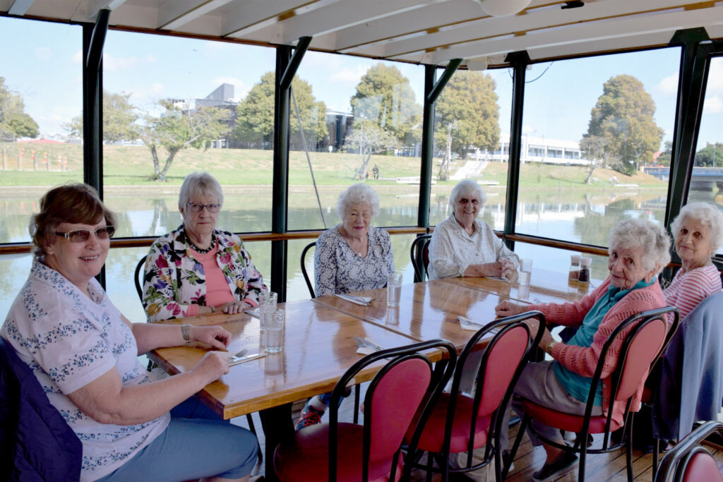 Archer Tours - Kaiapoi River Queen cruise and lunch