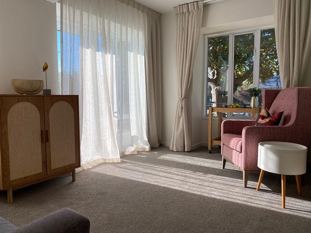 Thorrington Studio Apartment 1- Living room outlook